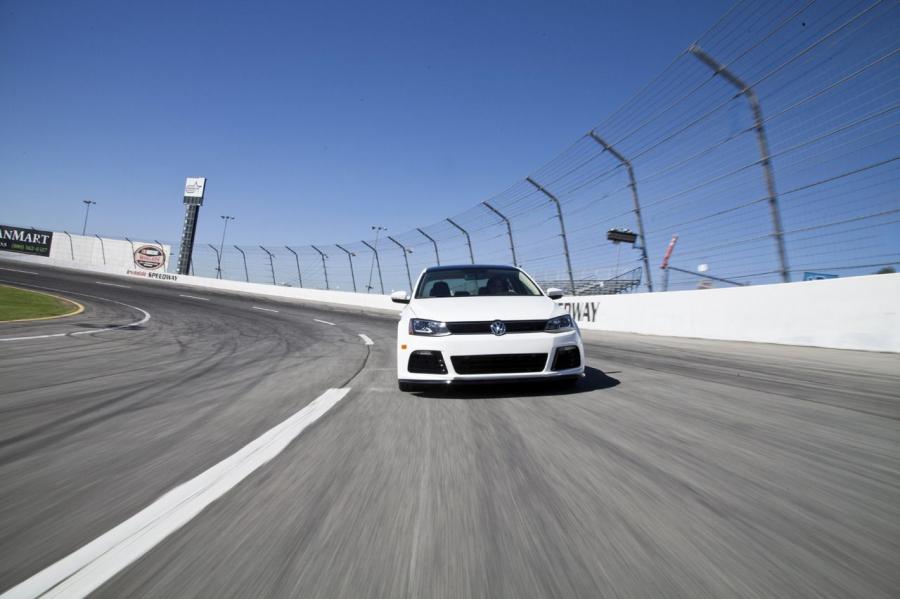  Volkswagen Jetta Racer&rsquo;s Dream 2014 года  (фото 15 из 21)